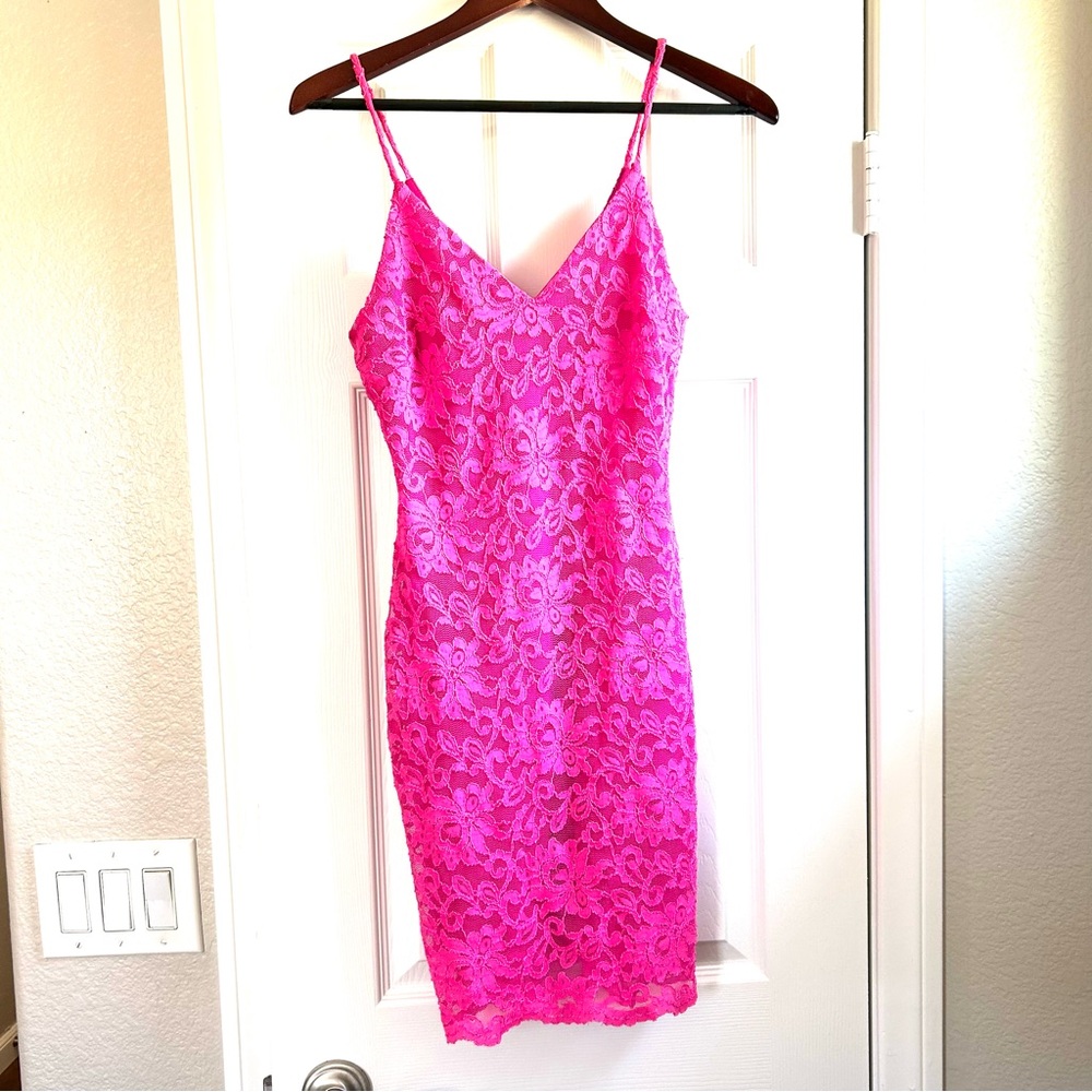 GBG Los Angeles Lace Pink Mini Dress with Spaghetti Straps
